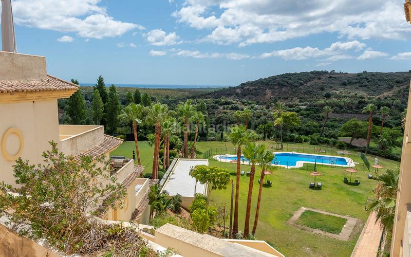 Foto b39539da-364f-4b40-8440-077828cd7da6. Ground floor with parking pool in Sotogrande alto Sotogrande