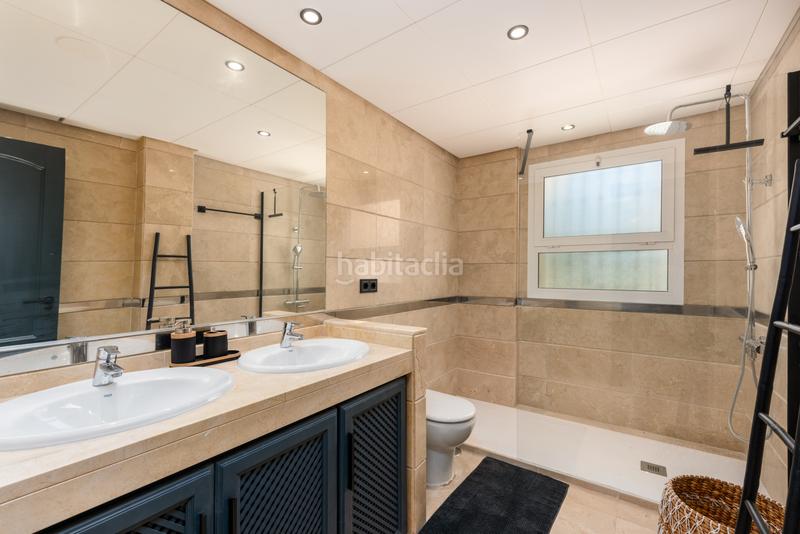 Foto 2c735401-3da8-4b2d-9892-c1ccf23516c5. Piano terra con parcheggio piscina in Sotogrande alto Sotogrande