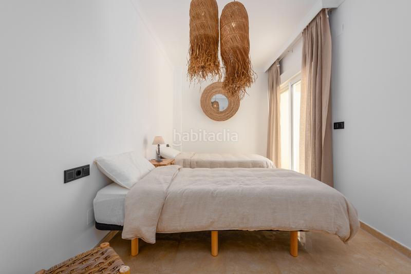 Foto 8e07b623-ae42-4846-a57c-cad8a24f211f. Planta baixa amb aparcament piscina a Sotogrande alto Sotogrande