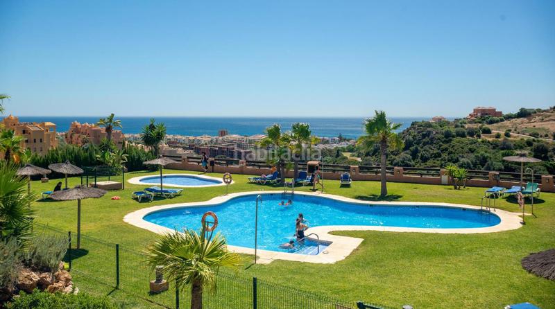 Foto 1b70b795-1eec-4a86-a3a4-dc30723894f8. Apartamento  con vistas al mar en conocida urbanización, en Manilva