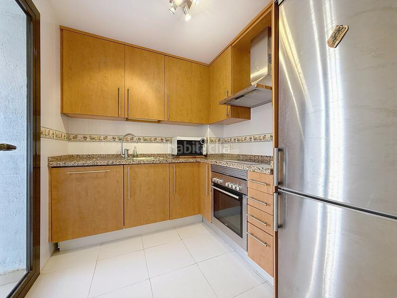 Foto 55499c61-935e-4034-992c-718c0eb4cfcf. Apartamento  con vistas al mar en conocida urbanización, en Manilva