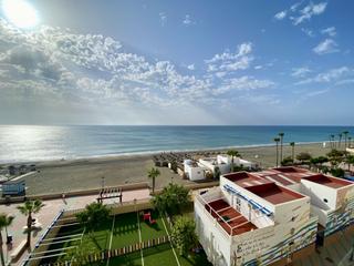 Appartement à Duquesa arcos 80. Apartamento en primera línea de playa en sabinillas!