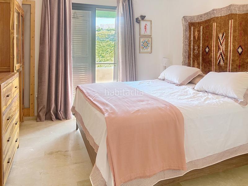 Foto 3d811d52-a332-4d5c-b4ea-7e0c940bd987. Casa aparellada amb aparcament piscina a El Castillo Manilva