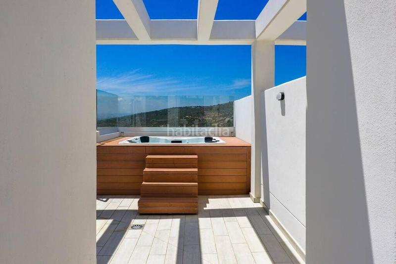 Foto 574ea6b2-9740-490e-936b-4868e95485a2. Casa adosada villa exclusiva bahia de las rocas, , málaga costa del sol en Manilva