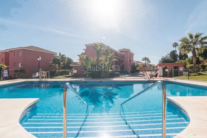 Foto 4cc01cc0-ff07-497f-9045-6b30f9435693. Attique avec parking piscine dans Alcorrín Manilva