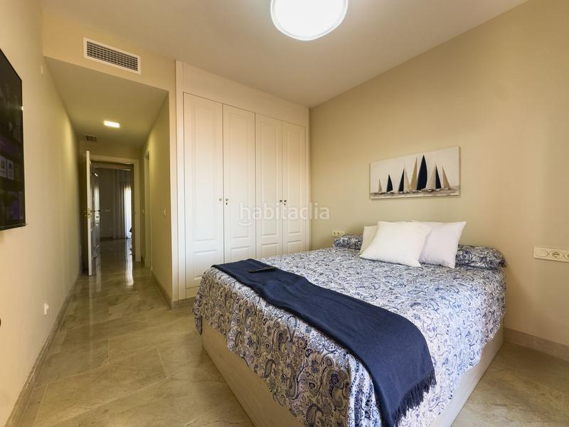 Foto 0776d3e7-e0e2-4cc9-a747-936a4810ad8a. Apartament amb calefacció aparcament piscina a Puerto de la Duquesa Manilva