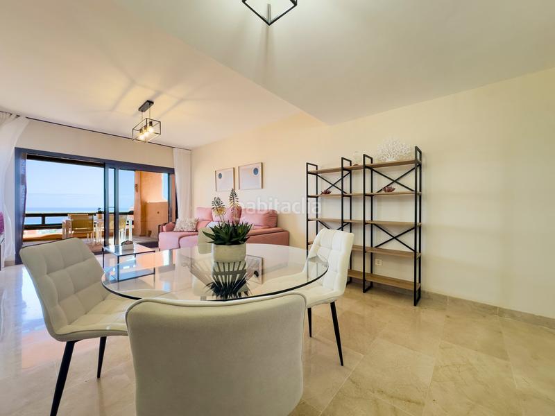 Foto 0cbef99d-b22b-4e35-bfa7-2653b08c1ea2. Apartament amb calefacció aparcament piscina a Puerto de la Duquesa Manilva