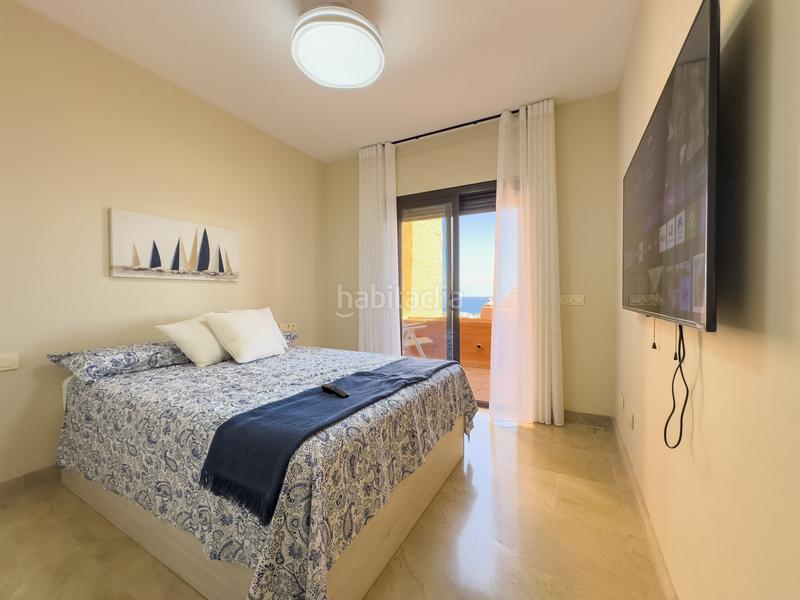 Foto 58edeccb-abe3-42a9-a138-e59bca18482d. Apartament amb calefacció aparcament piscina a Puerto de la Duquesa Manilva