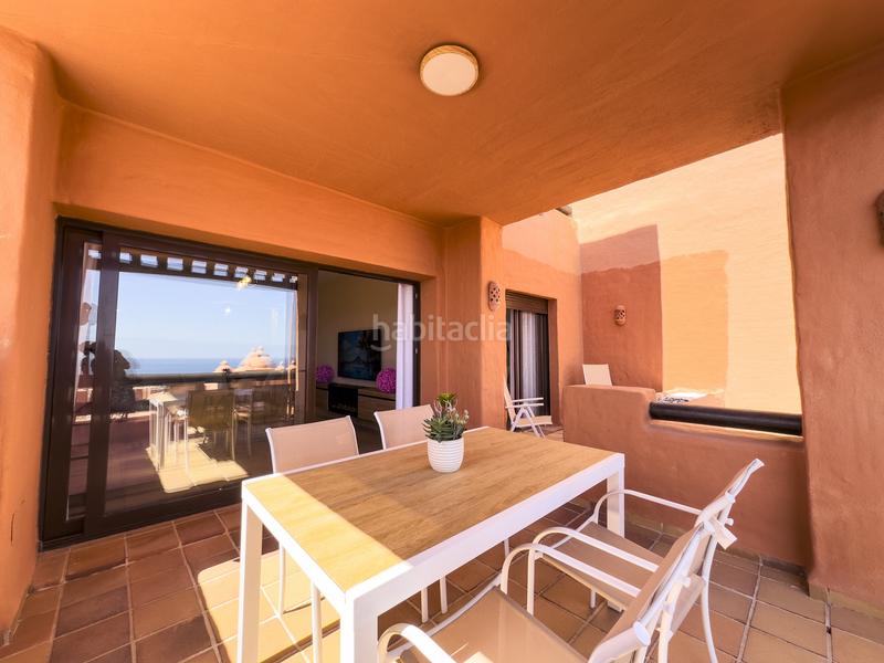 Foto 61ee6b98-16ec-4362-8d50-5bce04c8a843. Apartament amb calefacció aparcament piscina a Puerto de la Duquesa Manilva