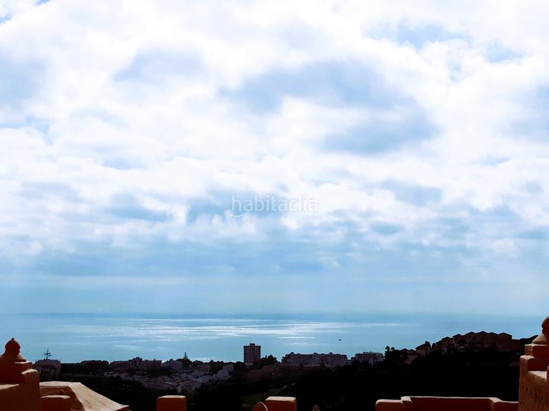 Foto e061bc78-15d6-447a-9f4a-78e1a28dad5a. Apartament amb calefacció aparcament piscina a Puerto de la Duquesa Manilva