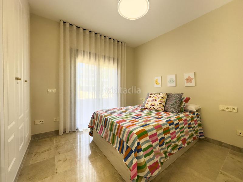 Foto e72b4dd8-2cce-4ae7-8551-c66a9f359061. Apartament amb calefacció aparcament piscina a Puerto de la Duquesa Manilva