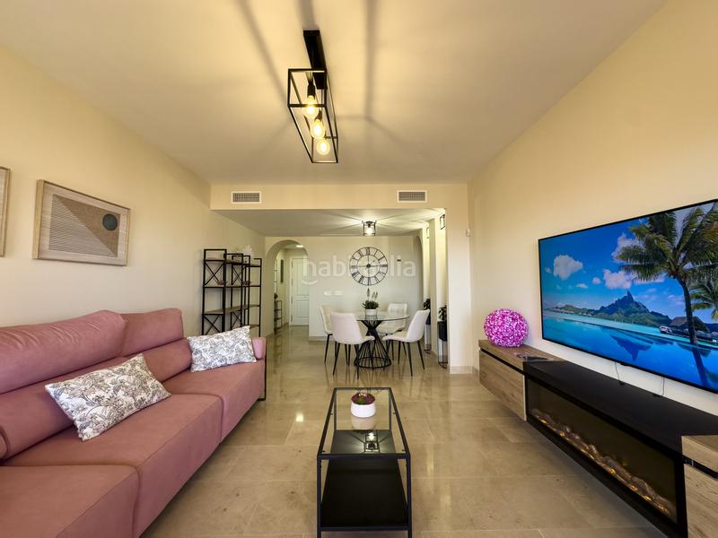 Foto f0b27796-85db-49b0-9bb5-87725cff2e75. Apartament amb calefacció aparcament piscina a Puerto de la Duquesa Manilva