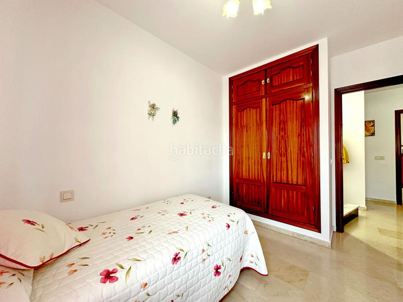Foto 0abc5600-d32e-4153-89b9-6f0ae1706321. Casa a schiera in estebbuna 323 in Zona Calvario Estepona