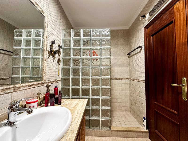 Foto 53e3665e-c77a-4725-a371-f420b379e614. Casa a schiera in estebbuna 323 in Zona Calvario Estepona