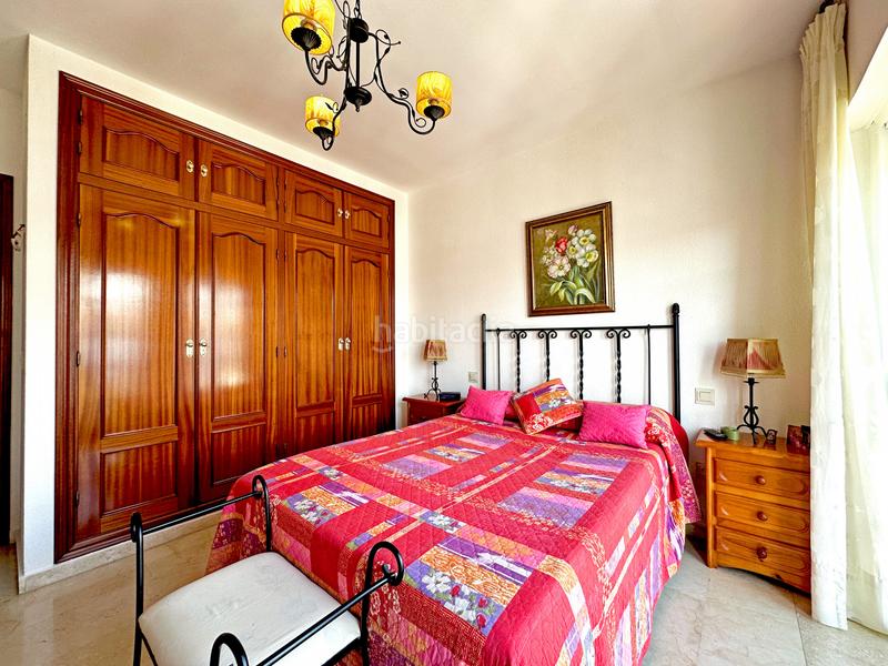 Foto 67bdca9c-5589-457e-a0b6-d73cca69f95a. Casa a schiera in estebbuna 323 in Zona Calvario Estepona