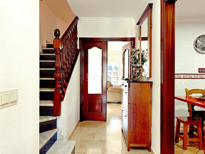 Foto 6ff3e881-6bb2-419a-bc87-f4b215ab1640. Casa a schiera in estebbuna 323 in Zona Calvario Estepona