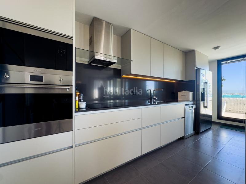 Foto d5e9097e-3653-4e22-976c-c5ed23b6308c. Ático exclusivo ático en el corazón . en Centro Estepona