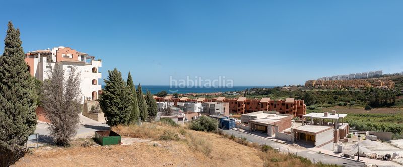Foto 8597fc44-aa72-45dc-8ea0-aa7d8c404071. Apartament amb aparcament piscina a El Castillo Manilva
