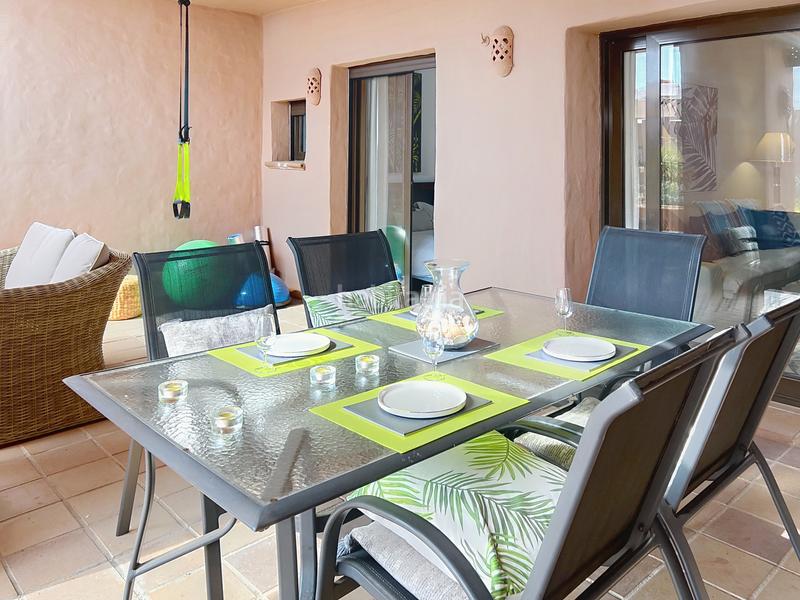 Foto f9270148-146b-4f2f-ad2a-08e269dbc933. Erdgeschoss mit parking pool in San Luis de Sabinillas Manilva