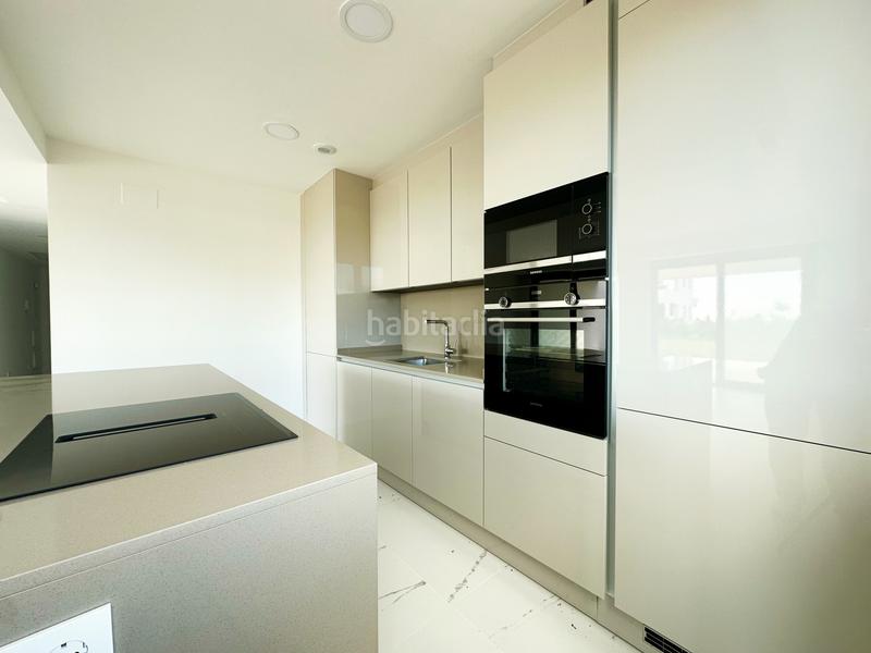 Foto b0347de7-2aea-485a-b02c-a42769a632df. Planta baja azata delmare costa. apartamentos con espectaculares vistas al mar y una ubicación estratégica a 250m de la playa, azata en Casares