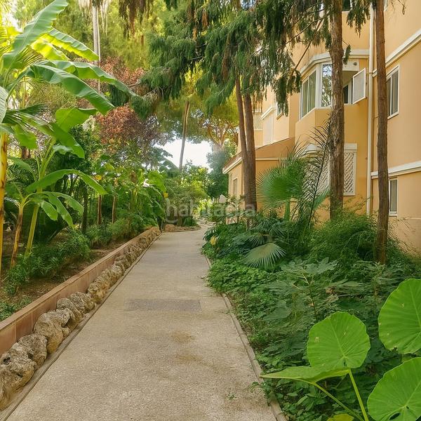 Foto 8cdd981c-2c30-40fc-b1f1-35dd5b40b275. Piccolo appartamento con parcheggio piscina in La Concha - Resina Golf Estepona