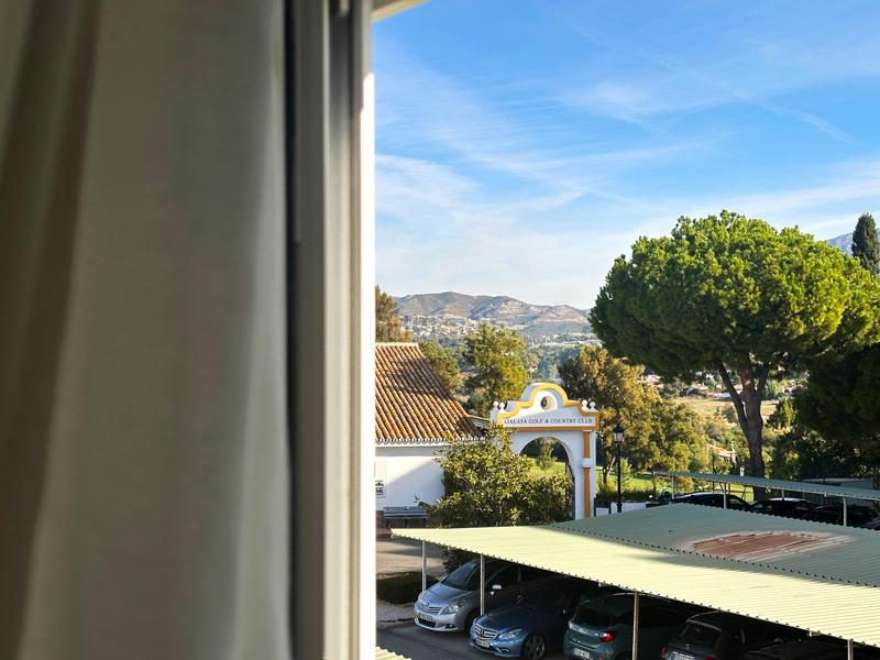 Foto 98fe36ef-6ec3-4362-94f7-6db8d01871f6. Semi detached house with parking pool in Nueva Atalaya Estepona