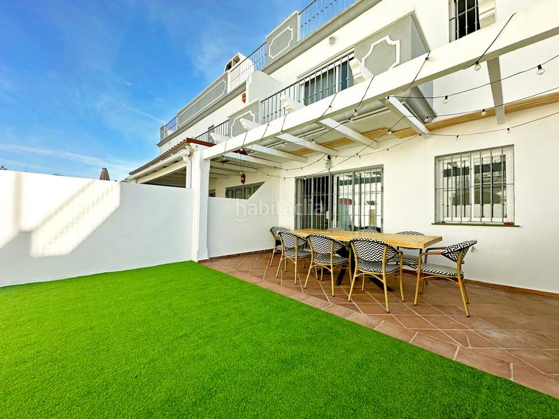 Foto cf3c375f-0cdc-4865-9f86-2995e4e6c059. Semi detached house with parking pool in Nueva Atalaya Estepona