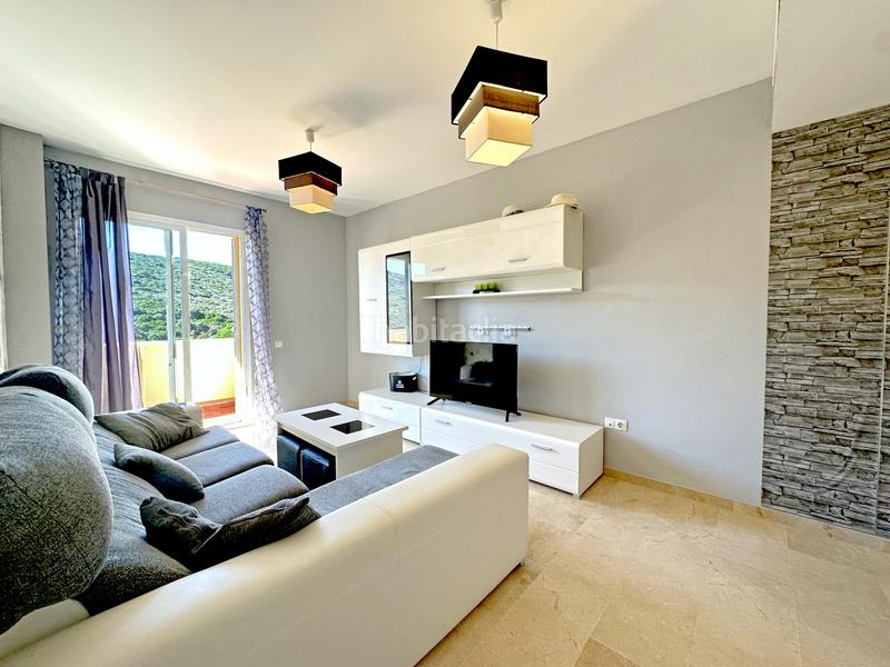 Foto eada41db-8edf-4f13-86f0-c8c179b4c713. Appartement mit parking pool in Alcorrín Manilva