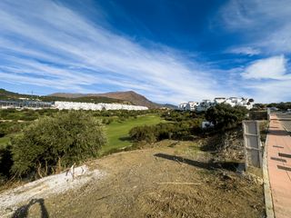 Terreno residencial en Valle Romano Golf. Parcela urbana con antproyecto en valle romano