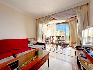 Apartamento en San Luis de Sabinillas. Apartamento para familias o inversión junto al mar