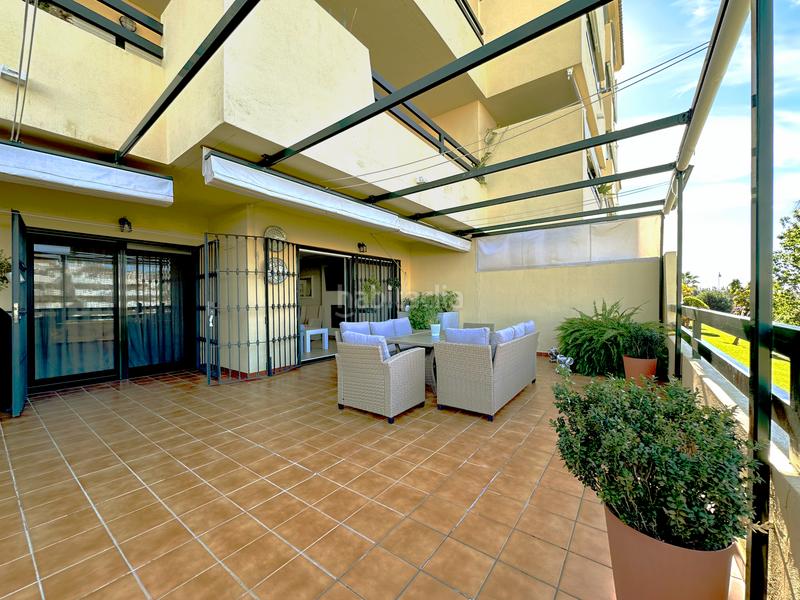 Foto 4c8da104-bf2a-44c8-a174-462bb0f4d0a7. Planta baixa amb aparcament piscina a La Concha - Resina Golf Estepona