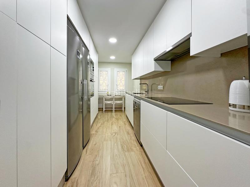 Foto 723ba8da-0242-46cc-ad9b-0f13408a813e. Planta baixa amb aparcament piscina a La Concha - Resina Golf Estepona