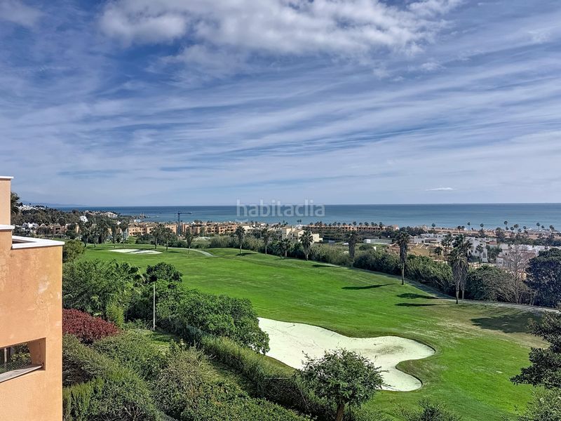 Foto ea5a15a8-92c7-40b7-8a7b-e82764270d19. Àtic amb aparcament piscina a Doña Julia Golf Casares