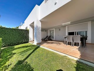 Piano terra in Paraiso - Barronal. Planta baja con jardin, estepona