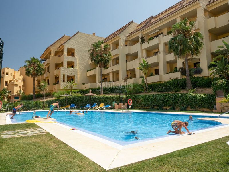 Foto 2f39537b-611d-4da7-ba37-48ab3f6d841d. Apartament amb aparcament piscina a La Duquesa Manilva