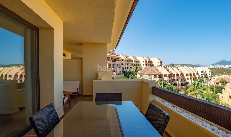 Foto 4caac681-3333-42ea-813f-08eb36902305. Apartament amb aparcament piscina a La Duquesa Manilva