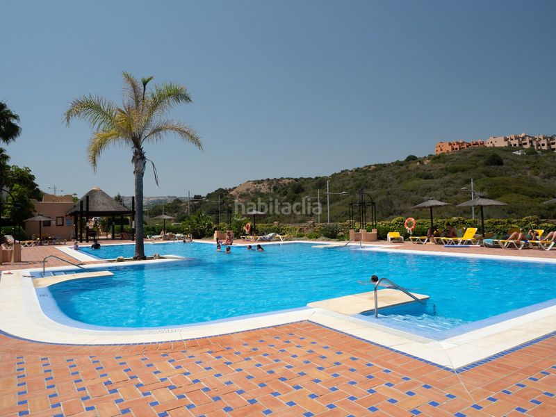 Foto 8e1c134c-8d67-4497-8745-8dbfa1bf246f. Apartament amb aparcament piscina a La Duquesa Manilva