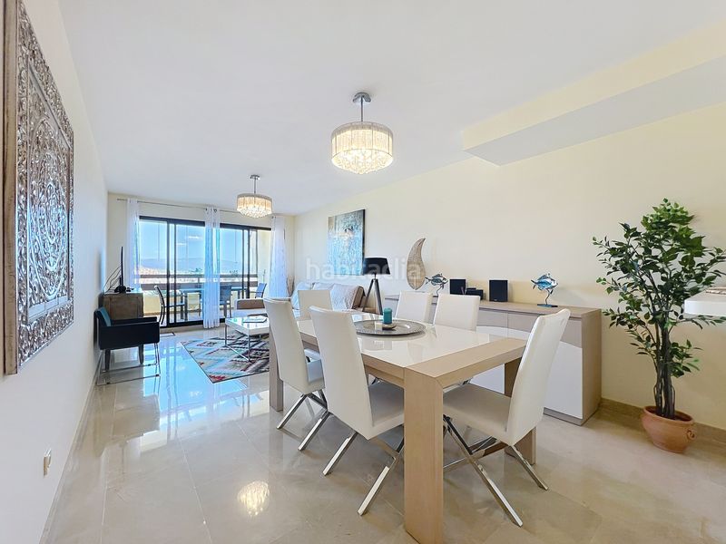 Foto ad752938-e75a-4fb3-874b-0573145f676f. Apartament amb aparcament piscina a La Duquesa Manilva