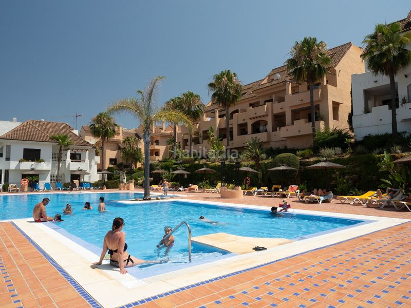 Foto b49c4dd0-2b2f-4eb9-a426-1f92a953d30c. Apartament amb aparcament piscina a La Duquesa Manilva