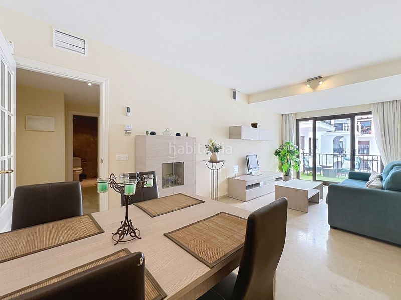 Foto 042f25dc-a4e6-4dac-838f-79ea2f55dccd. Apartament amb aparcament piscina a Puerto de la Duquesa Manilva