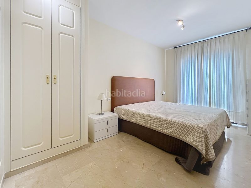 Foto 3028c204-20ef-4751-b712-77c5ea858fcc. Apartament amb aparcament piscina a Puerto de la Duquesa Manilva