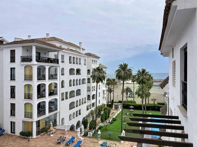 Foto 68b4f1c8-e9e6-42dd-86f0-d0944204d68d. Apartament amb aparcament piscina a Puerto de la Duquesa Manilva