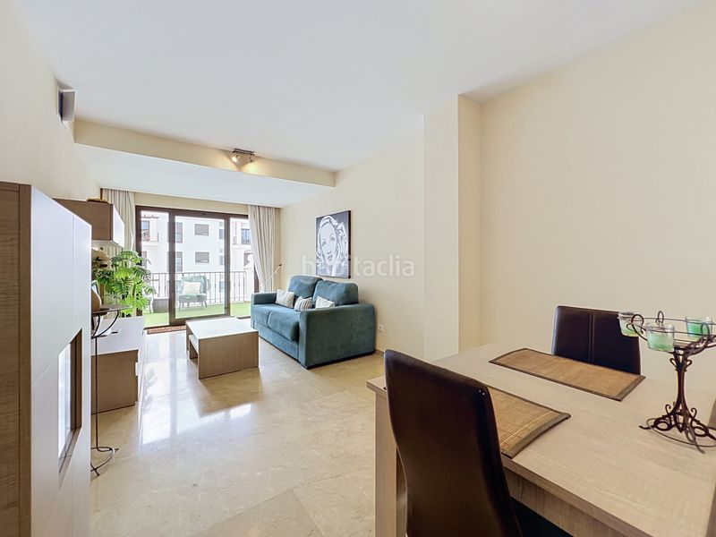 Foto d94fad36-59ab-458f-936d-d79b4d0166fc. Apartament amb aparcament piscina a Puerto de la Duquesa Manilva