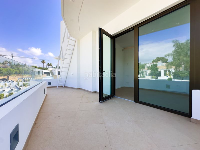 Foto e63d7699-d106-4e3a-8ce1-f1d8e8d82d50. Casa amb aparcament piscina a Nueva Atalaya Estepona