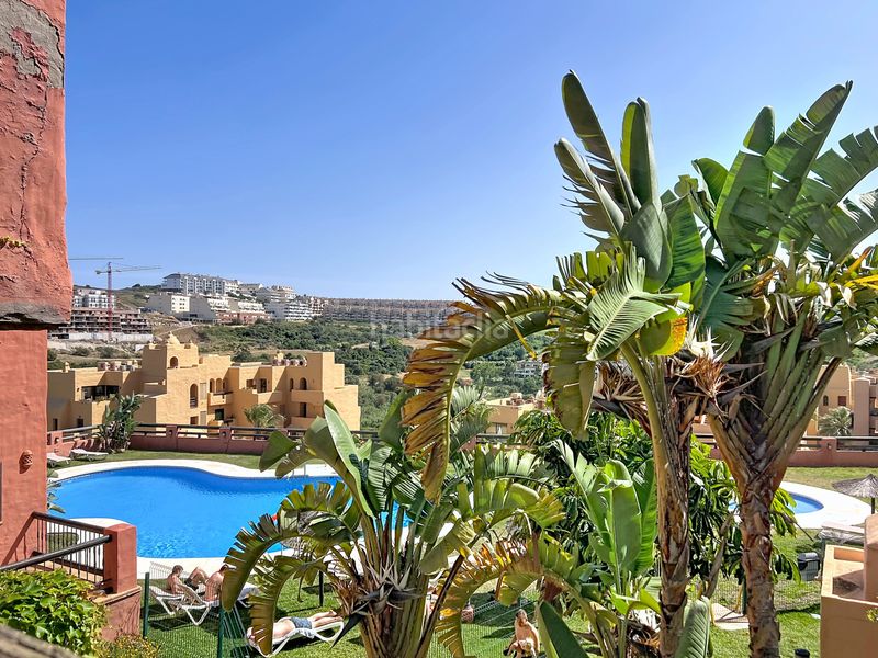 Foto 49d382cb-1c9f-4d8a-967c-bb13941d6cb9. Apartament amb aparcament piscina a San Luis de Sabinillas Manilva
