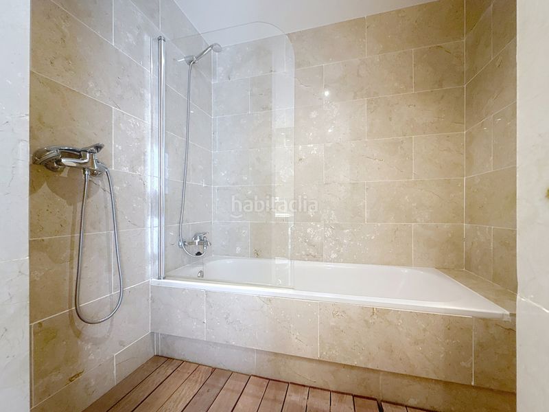 Foto a09542e9-1cce-4757-a0e8-fe0e195e4f20. Àtic amb aparcament piscina a Chullera Manilva