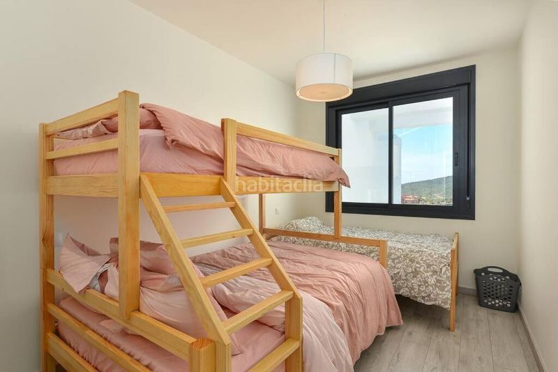 Foto 5ef89736-befa-4a65-ac8b-43e390758459. Casa aparellada amb aparcament piscina a Chullera Manilva