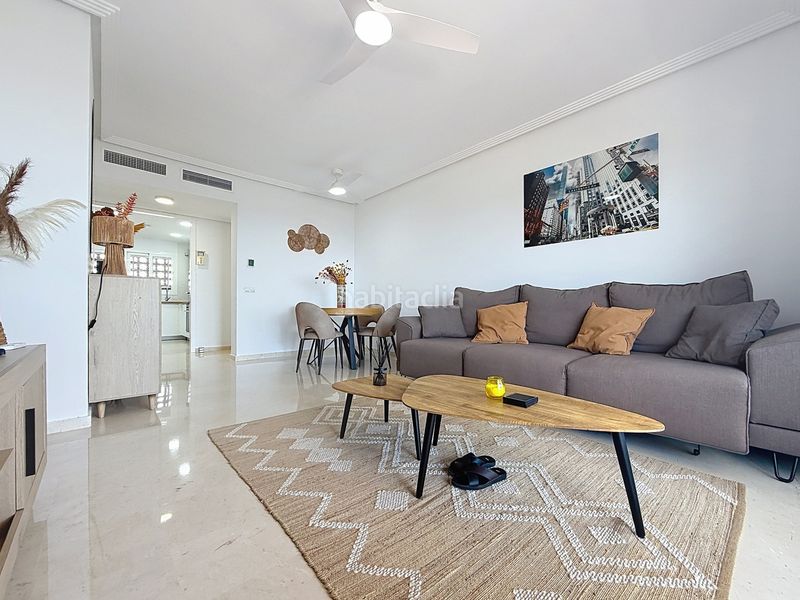 Foto 75ec8f44-b04d-4471-9703-1f0bd4ed7994. Apartament amb aparcament piscina a Alcorrín Manilva