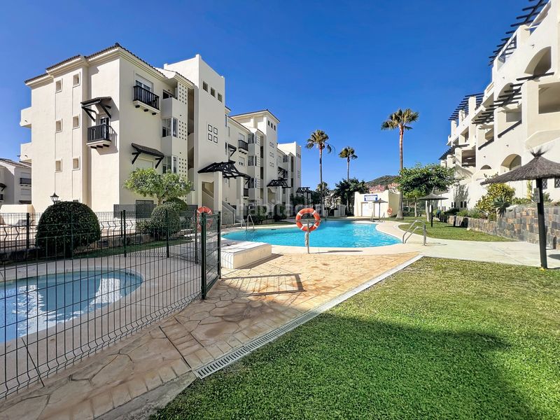 Foto 83f1f8dd-a287-4dfe-b7ab-892d71d35790. Apartament amb aparcament piscina a San Luis de Sabinillas Manilva