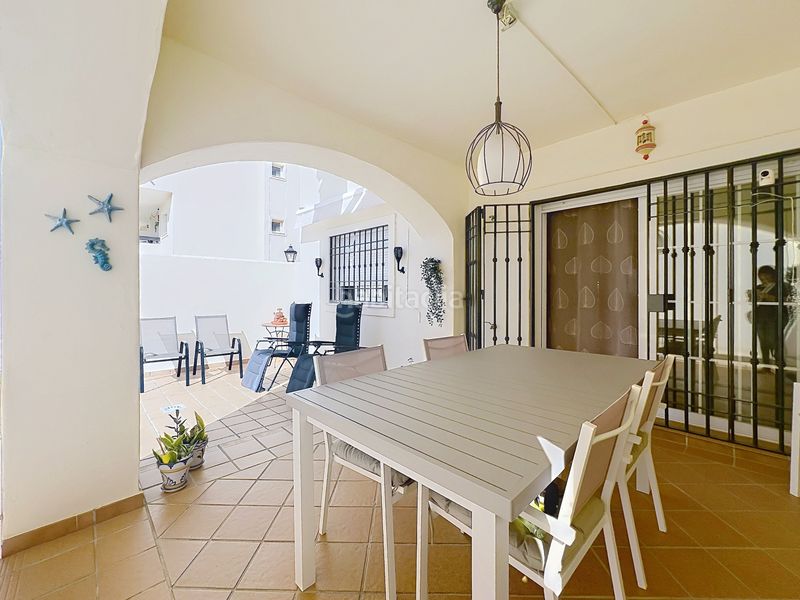 Foto c066a97d-1f7f-42fc-aa43-1b9b2964ec4c. Apartament amb aparcament piscina a San Luis de Sabinillas Manilva